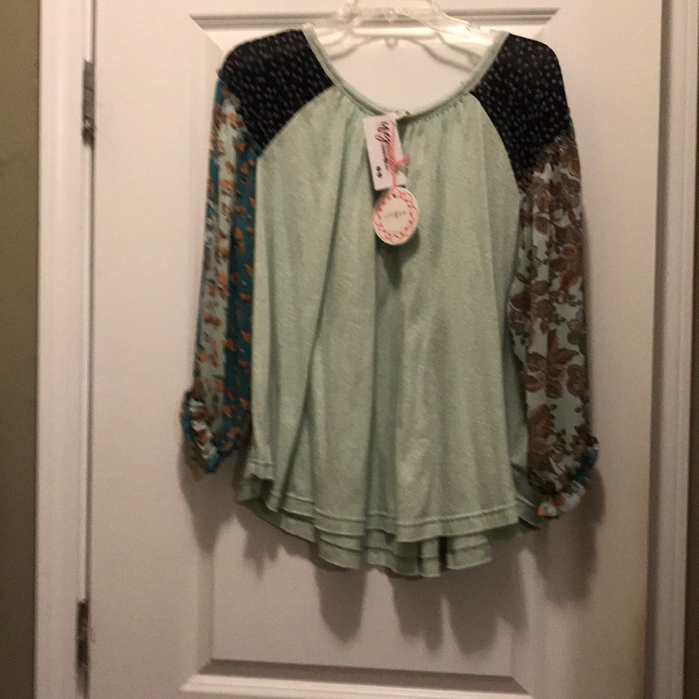 Beautiful blouse. Size M